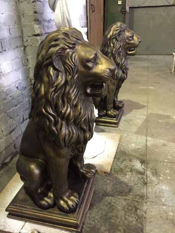 скульптуры львов в бронзе
