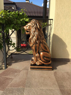 Скульптура льва из бетона - Королевский лев в бронзе 18 4 skulptura lev korolevskij beton bronza