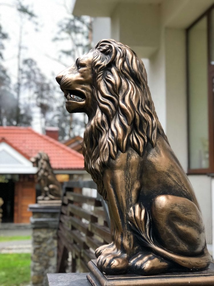 Скульптура льва из бетона - Королевский лев в античной ...