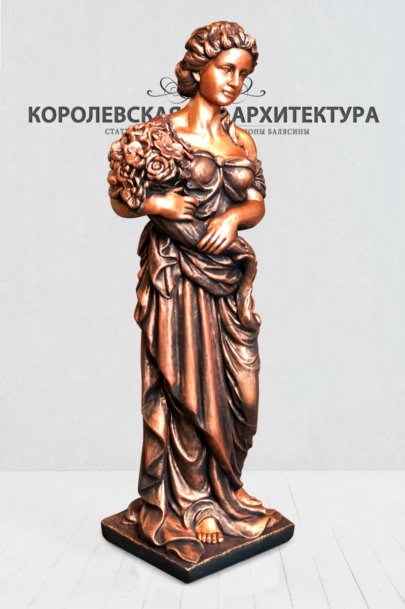 Статуя античной девушки