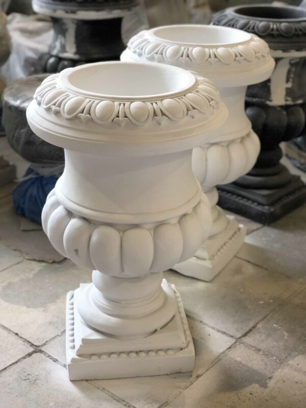 садовый вазон