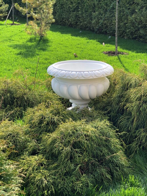 Вазон классический средний 8 IMG 4182 scaled