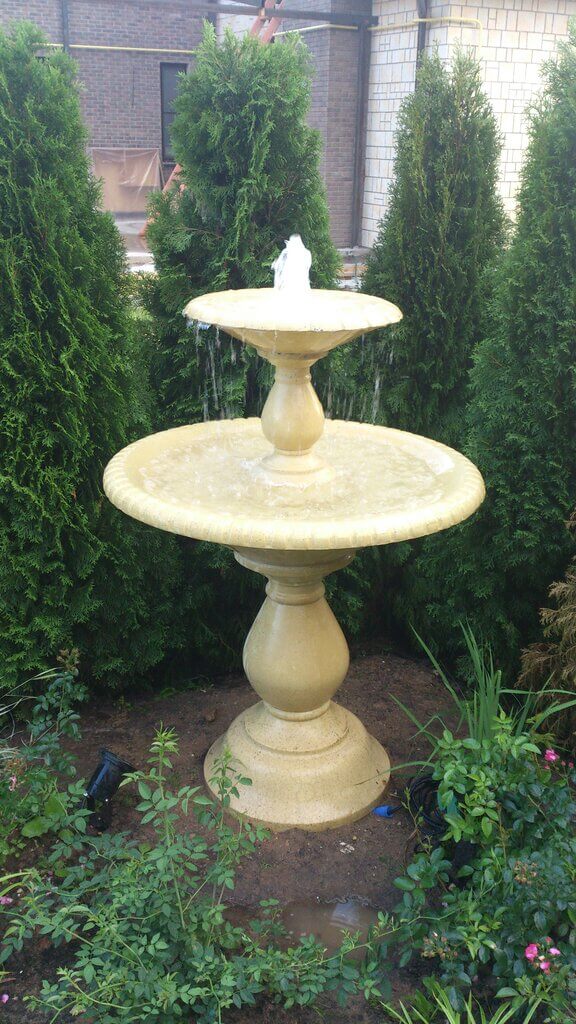 Небольшой фонтан для сада