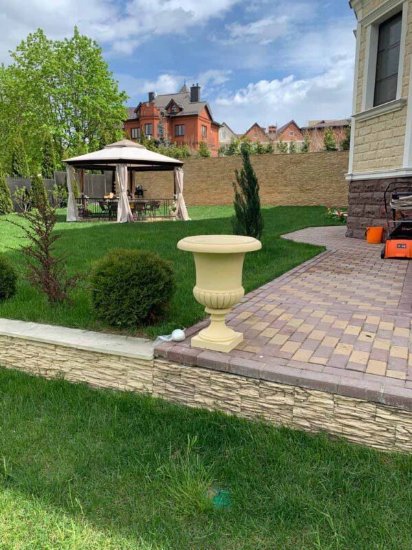 Вазон Абруццо 3