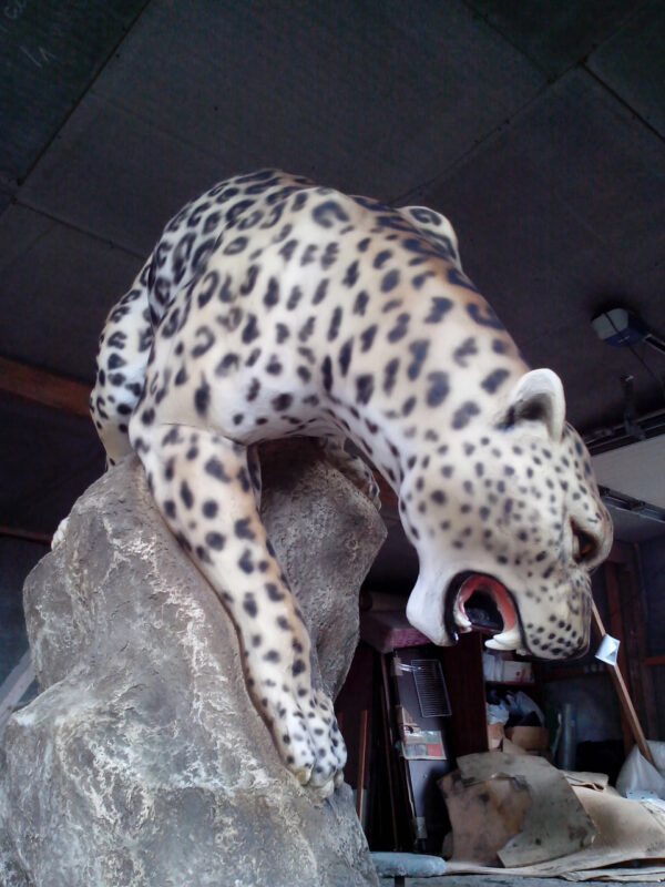 Фигурка садовая Снежный барс (170 см) 11 figurka sadovaya leopard 170 sm 5