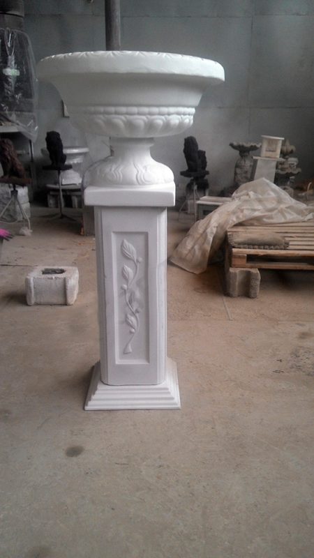 Столб из бетона (110 см) 2 квадратная тумба