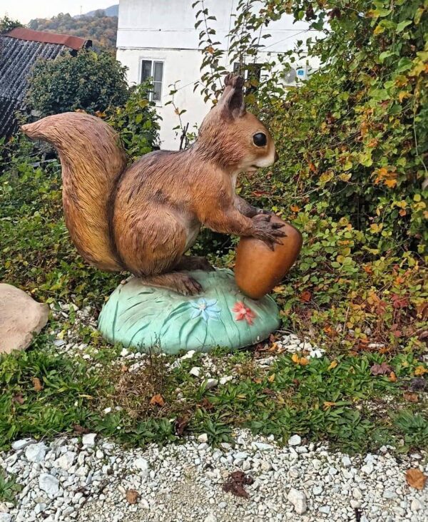 Фигурка садовая-Бельчонок с орехом (130 см) 7 figurka sadovaya belchonok s orehom 130 sm 3