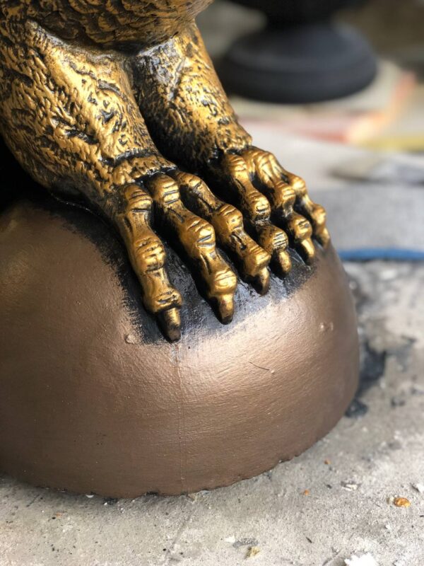 photo 5289634018008088511 y