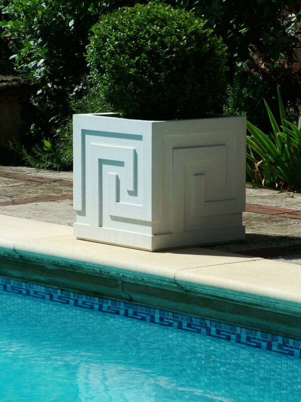 Вазон большой кубический с греческим орнаментом 9 vazon bolshoj kubicheskij s grecheskim ornamentom 51 sm 5