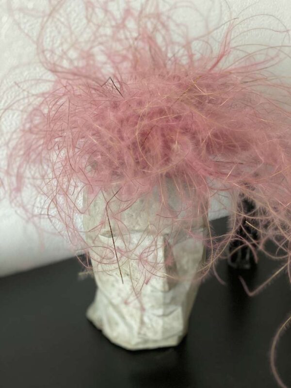 Кашпо "Полигональная голова" 9 розовые волосы