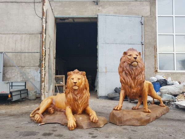 Большая скульптура льва в стойке 7 низкие цены