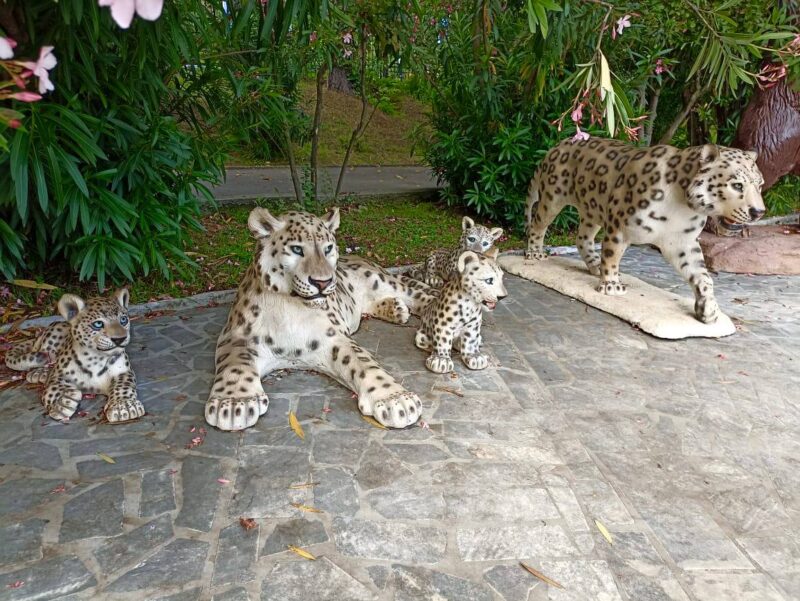 Садовая фигура - Семья леопардов 12 Садовая фигура - Семья леопардов