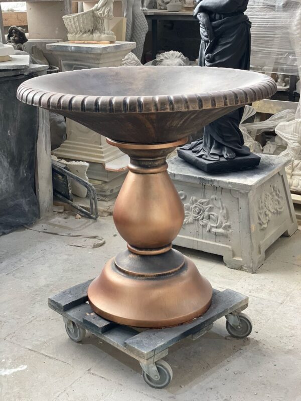 fontanchik sadovyj arkadian malyj. bronza 2