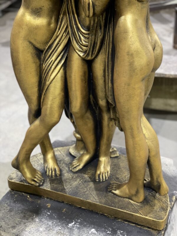 Три грации в золоте (6)