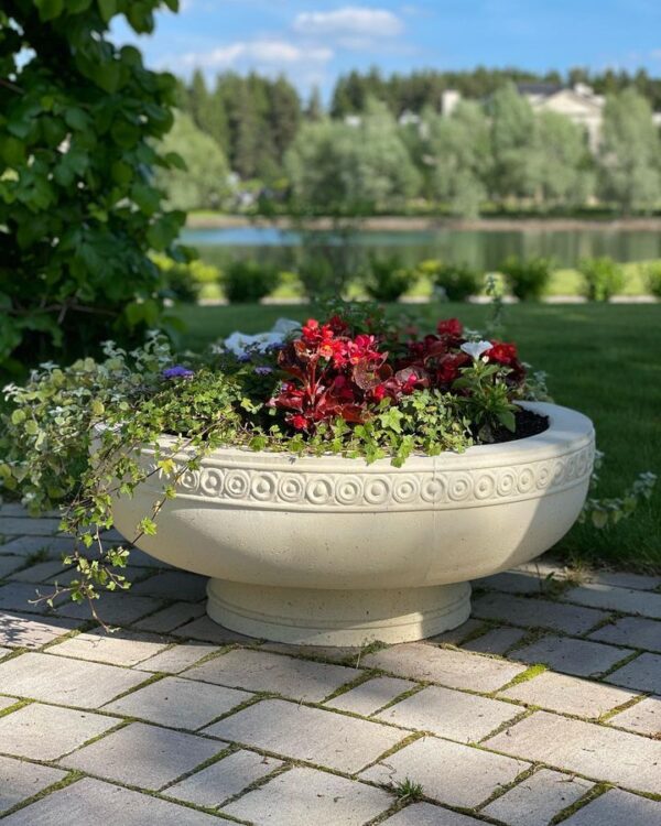 Фонтан-чаша для ландшафта