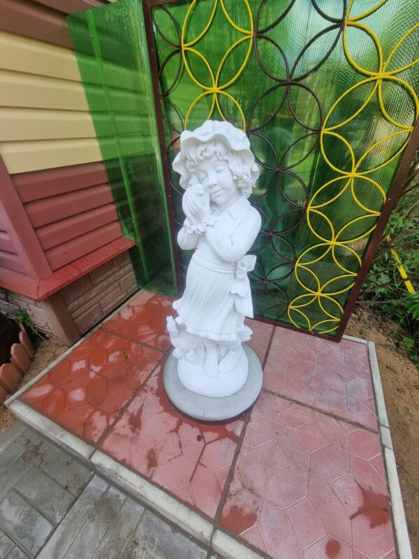 photo 5246866812438690795 y