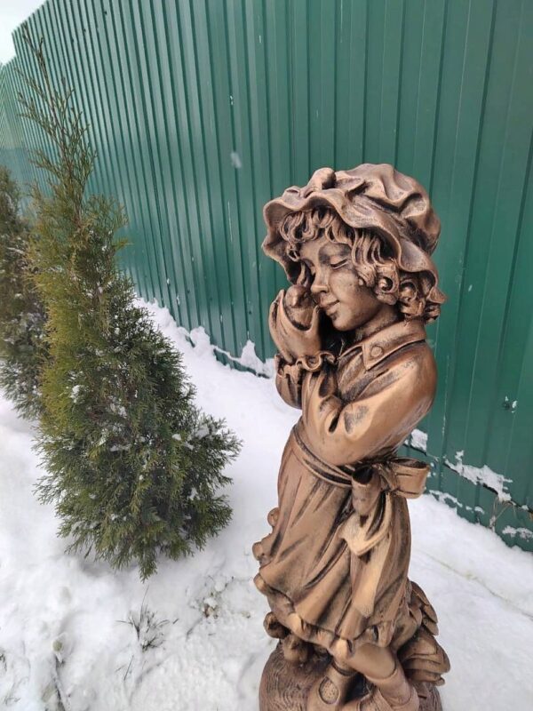 Скульптура "Девочка с птенцом" в бронзе 17 photo 5458601158168921005 y