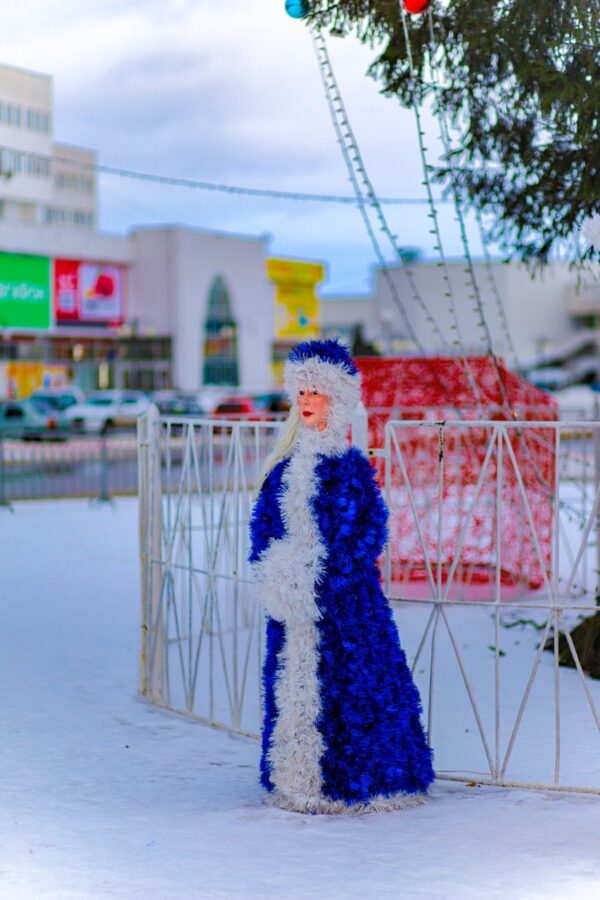 Световая фигура Снегурочка (150 см) 13 photo1670912111