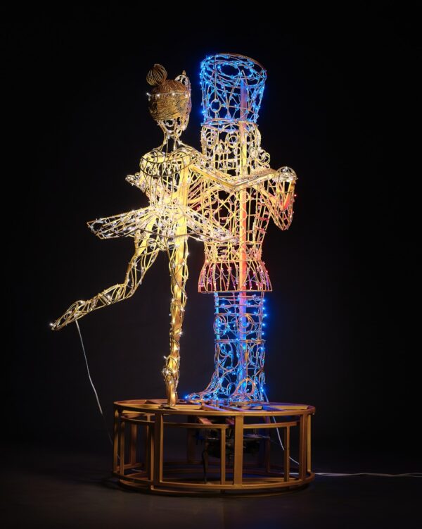 Световая фигура Щелкунчик и балерина (180 см) 7 photo1670915901