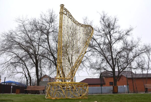 Световая фигура Арфа (170 см) 14 svetovaya figura arfa4