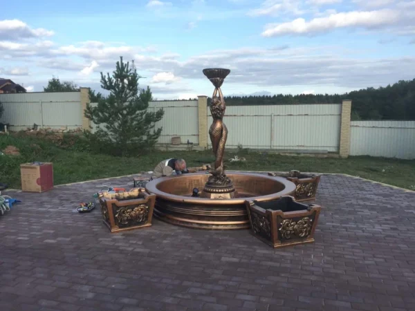 Фонтан Королевский с русалками и вазонами 11 Фонтан Королевский с русалками и вазонами (d 355 см)