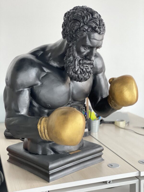Бюст "Геракл" в боксёрских перчатках 19 photo1669120361