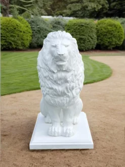 Садовая скульптура — Императорский лев. Белый (120см)