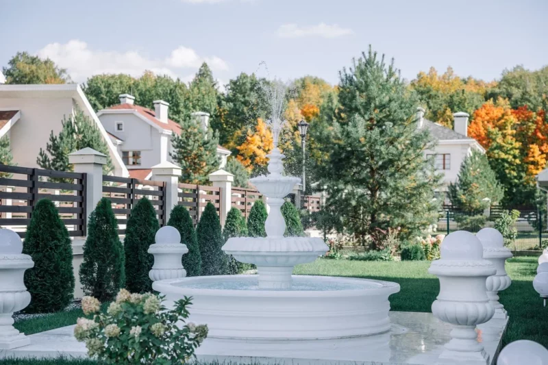 Магазин скульптур и фонтанов 80 fontan korolevskij v belom d 235 sm 1