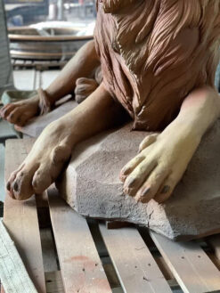 Скульптура лежачего льва 19 lezhachij lev 5