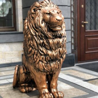 Скульптуры львов в Белгороде 16 Садовая скульптура — Императорский лев (бронза)