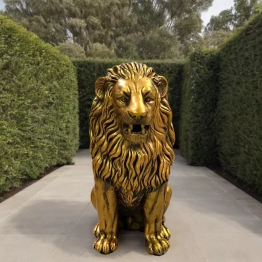 Скульптура льва из бетона — Королевский лев в золоте (85 см)