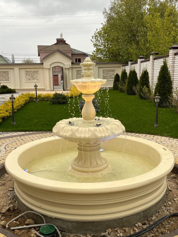 korolevskij fontan 2