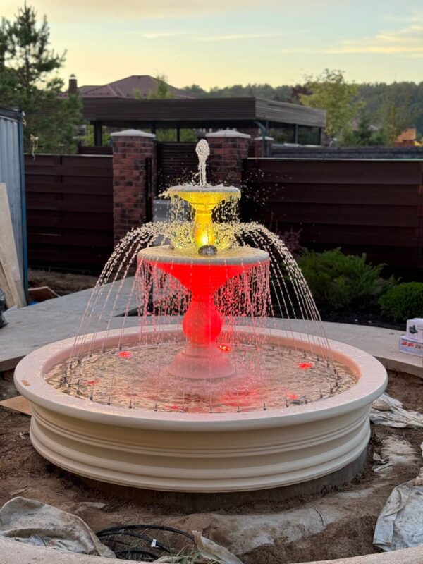 fontan korolevskij bezhevyj 2