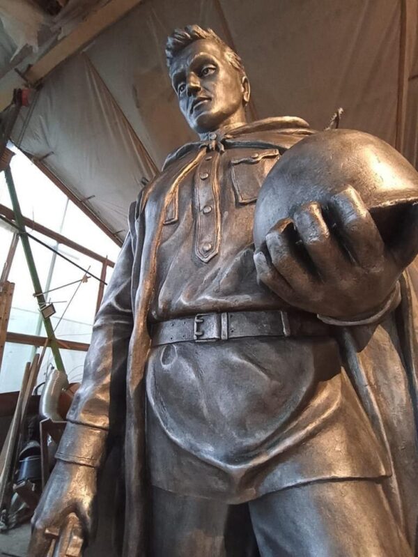 Памятник Солдату Великой Отечественной войны 9 soldat vov 2
