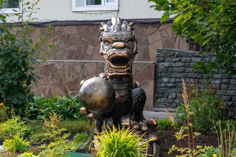 5195098884425254732 1