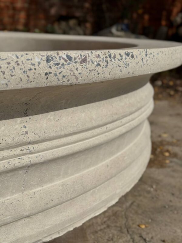 fontan korolevskij teraczczo 4