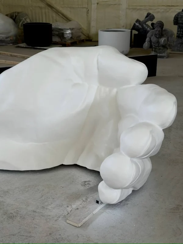 Арт-объект для сада "Руки природы" 9 арт-объект руки