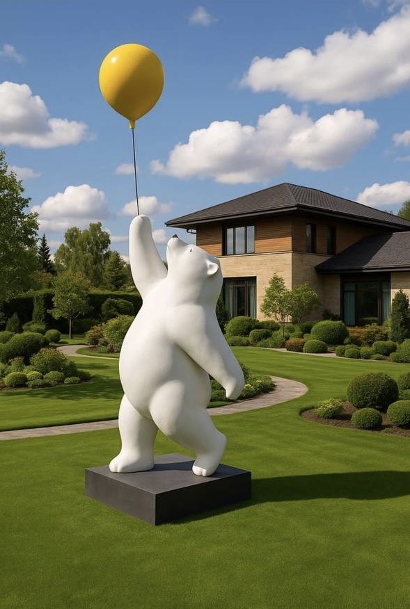 Скульптура "Мишка с шариком"